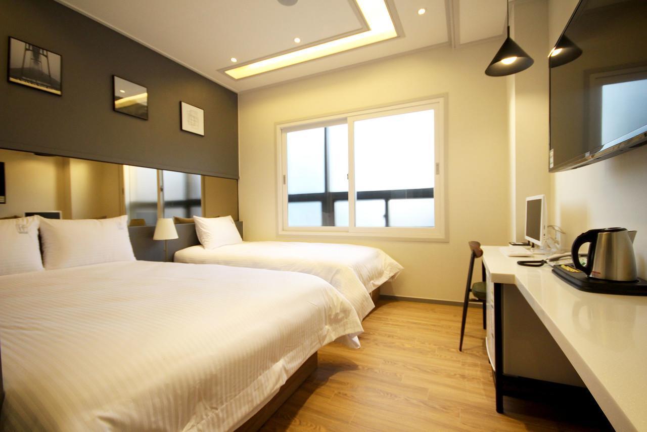 If Business Hotel Changwon Exterior photo